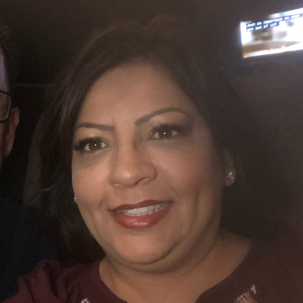 Meet your Posher, Monica